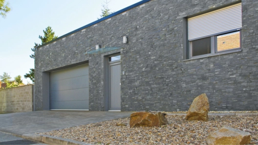 LOMAX – Realisierungsbeispiel – Außenrollläden