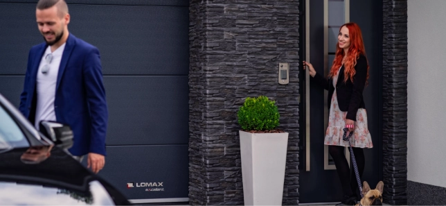 LOMAX Garagentor und Tür 12