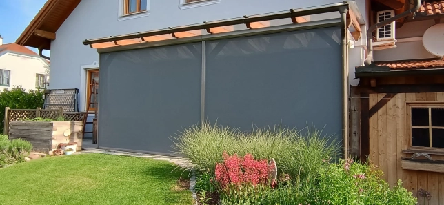 Beispiele – realisierte Screen-Rollläden 